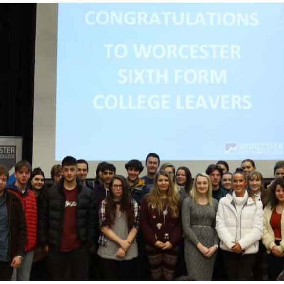 Former students return for Certificate Presentation Evening