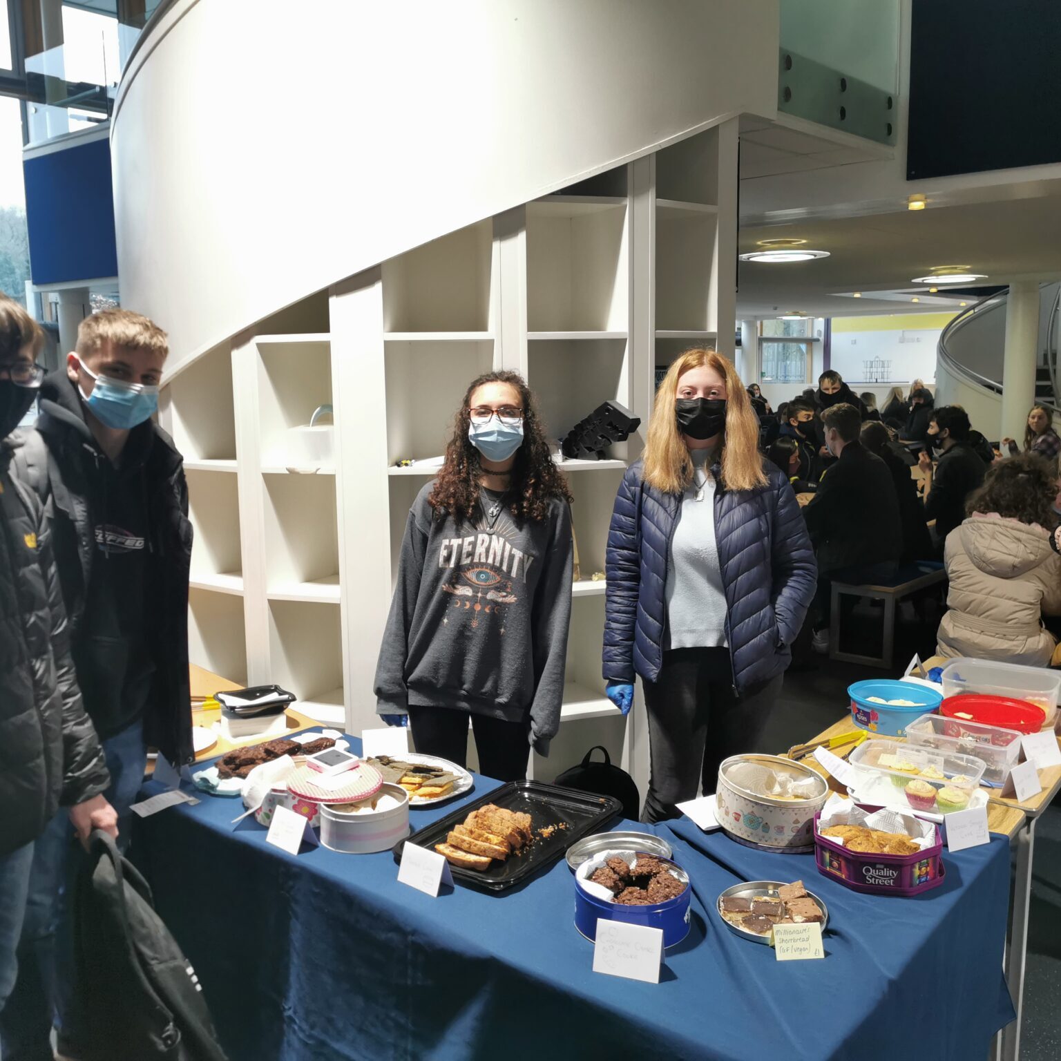 SU cake sale